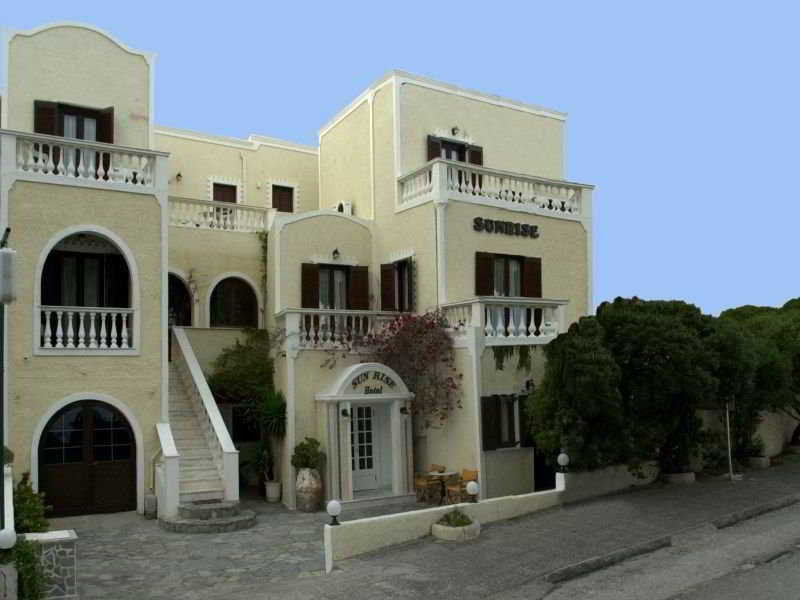 Sunrise Fira (Santorini)