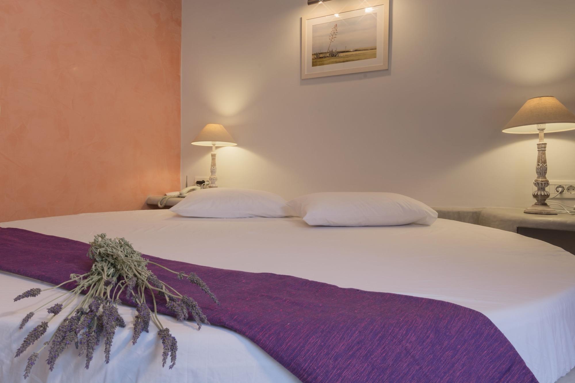 Hotel Sunrise Firá