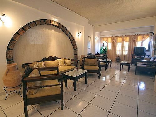Sunrise Hotel 2*